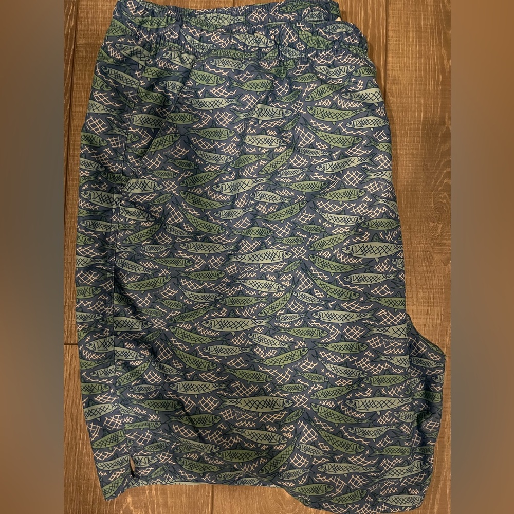 Vineyard vines bathing suit